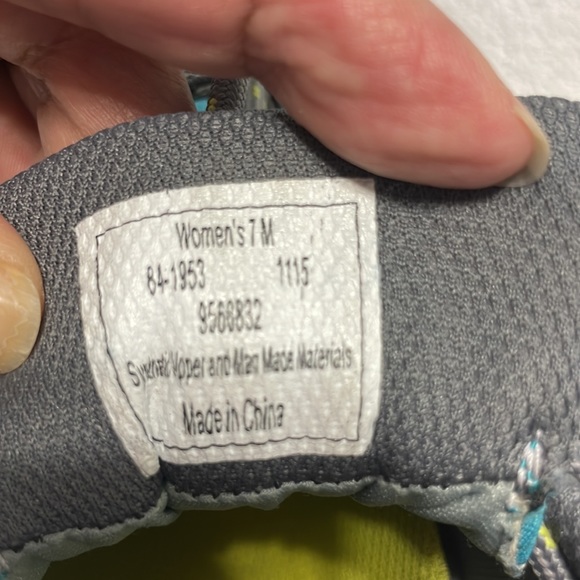 Cabelas XPG Goretex Blue Gray Outdoor Hiking Shoes Vibram Soles Womens size 7 - Picture 7 of 12